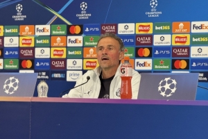 恩里克：我们知道在安菲尔德比赛的难度，不是来这死守2-0比分的