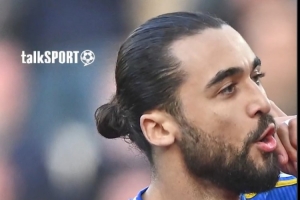 另类视角！女记者谈利马染红：勒温扎着男士发髻，这发型有点怪异