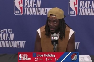 【完整版】霍勒迪：重返季后赛感觉很棒 阿夫迪亚的表现与众不同