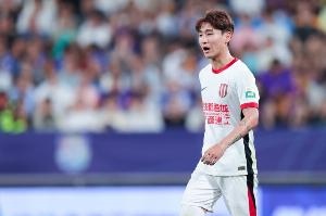 有足协领导赛前在朋友圈为韦世豪“打Call”：看着小韦成了老韦