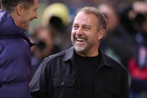 加泰媒体：弗里克与巴萨达成续约一年口头协议