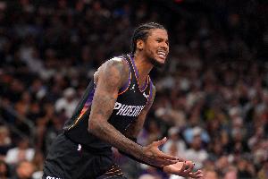 遗憾！杰伦·格林两分球22中12空砍35分 最后的绝杀出手没进！