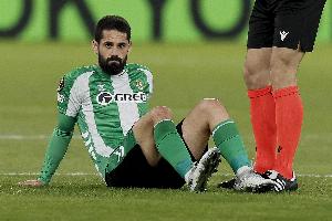 马卡：伊斯科伤缺五个月后复出，入选贝蒂斯对阵布拉加的名单