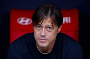 阿尔梅达抨击塞维利亚管理层：通知我下课前一天还说让我继续执教