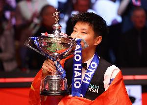 前世界冠军：世锦赛冠军将在赵心童和奥沙利文间产生，首选赵心童