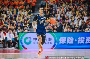 攻防尽力局！奎因首发32分钟 25中13空砍31分9板5助4断2帽