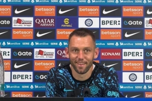 德弗里：未来？我的合同即将到期，但目前还没有任何定论