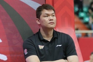 朱芳雨：很可惜没用胜利来答谢球迷 希望大家在季后赛为我们加油