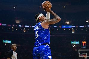 相当离谱！班凯罗近2场比赛跳投19投仅1中 上一场附加赛12中1