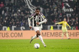 都体：尤文下一步要续约卡卢卢，年薪接近洛卡特利