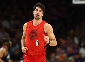 米奇·约翰逊：限制阿夫迪亚 关键在个人和团队防守 摸清他的习惯