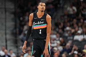 22岁107天！文班亚马成为NBA历史上最年轻的DPOY得主