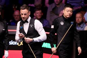 吉尔伯特：英国小孩不想打斯诺克想当网红，中国球手正在接管运动