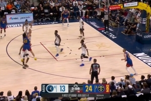 梅开二度！贾马尔·穆雷外线开火再度打成3+1 率队扩大领先