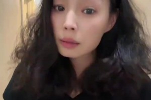 华人博主：开拓者队经理问我买季票吗？我回他瀚森没上场机会不买