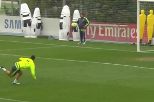 全是巨星！齐达内执教时的不停球射门训练竟然没有一次失误！