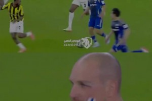 吉达联合博主：就算是个完全不懂足球的傻瓜也知道这是红牌